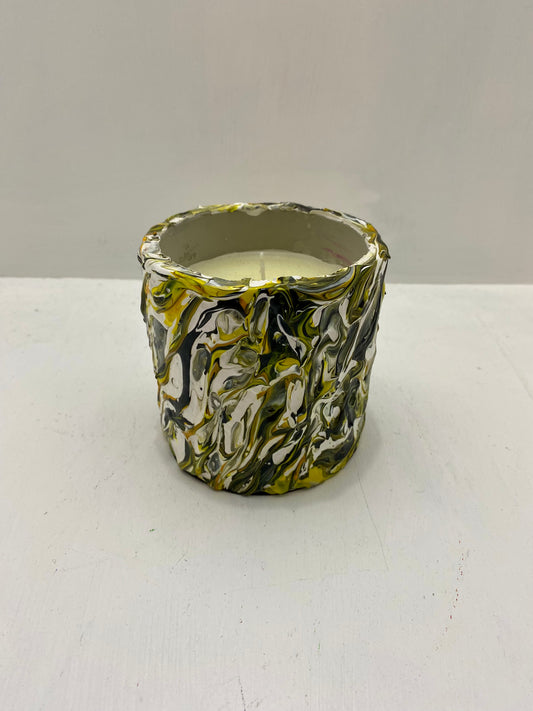 Round Candle